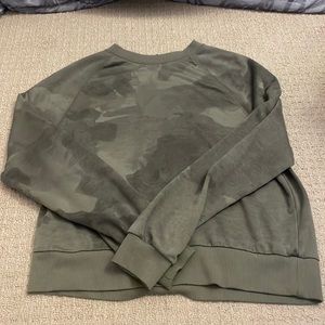 Long sleeve camouflage comfy top